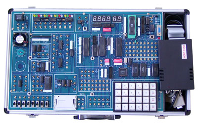這是一款實驗項目極其豐富,實驗方式靈活,實驗模塊開放,仿真器外掛,功能非常強大,性能極其優(yōu)異的單片機教學實驗儀,是《MCS-51單片機原理與接口》《單片機控制技術》《自動化控制》等課程教學的*佳配套實驗設備，為各類院校的教學實驗、課程設計、畢業(yè)設計提供了良好的實驗開發(fā)環(huán)境。也可作為科研、開發(fā)工作者的得力助手。